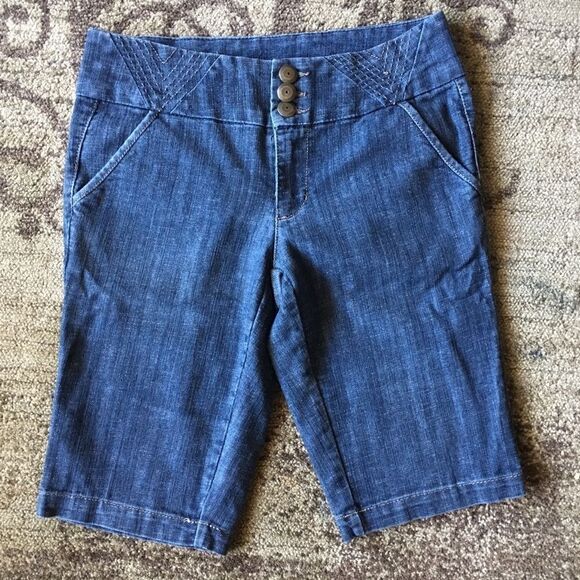 Ron & Ali High waisted walking shorts Size 6 - Picture 1 of 5